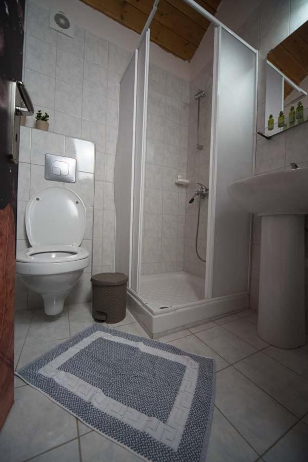 Guesthouse Nefeli Paleósz Ájosz Athanásziosz Kültér fotó